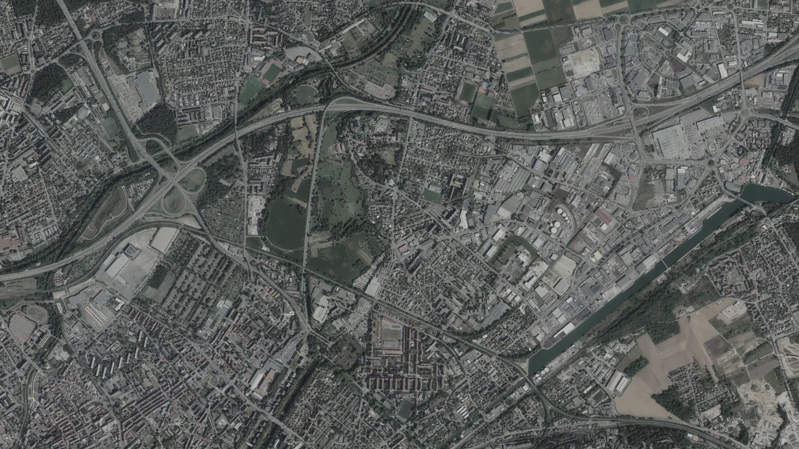 Trajet entre le quartier de Modenheim et le WoodZ Kebab House d'Illzach, secteur Île Napoléon Trajet entre le quartier de Modenheim et le WoodZ Kebab House d'Illzach, secteur Île Napoléon