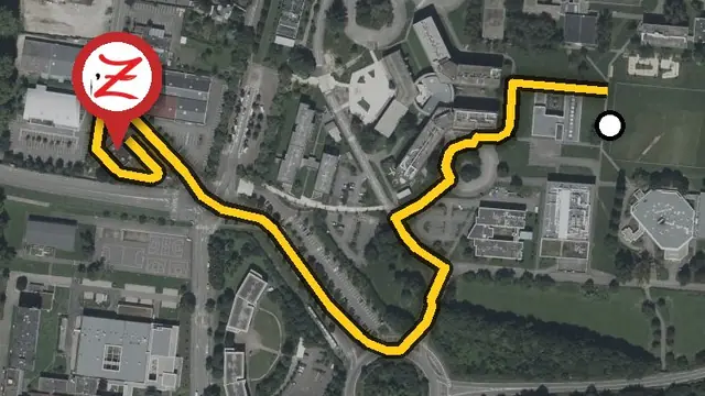 Plan à pied entre le campus d'Illkirch, l'arrêt de tram Campus d'Illkirch et le WoodZ Kebab House