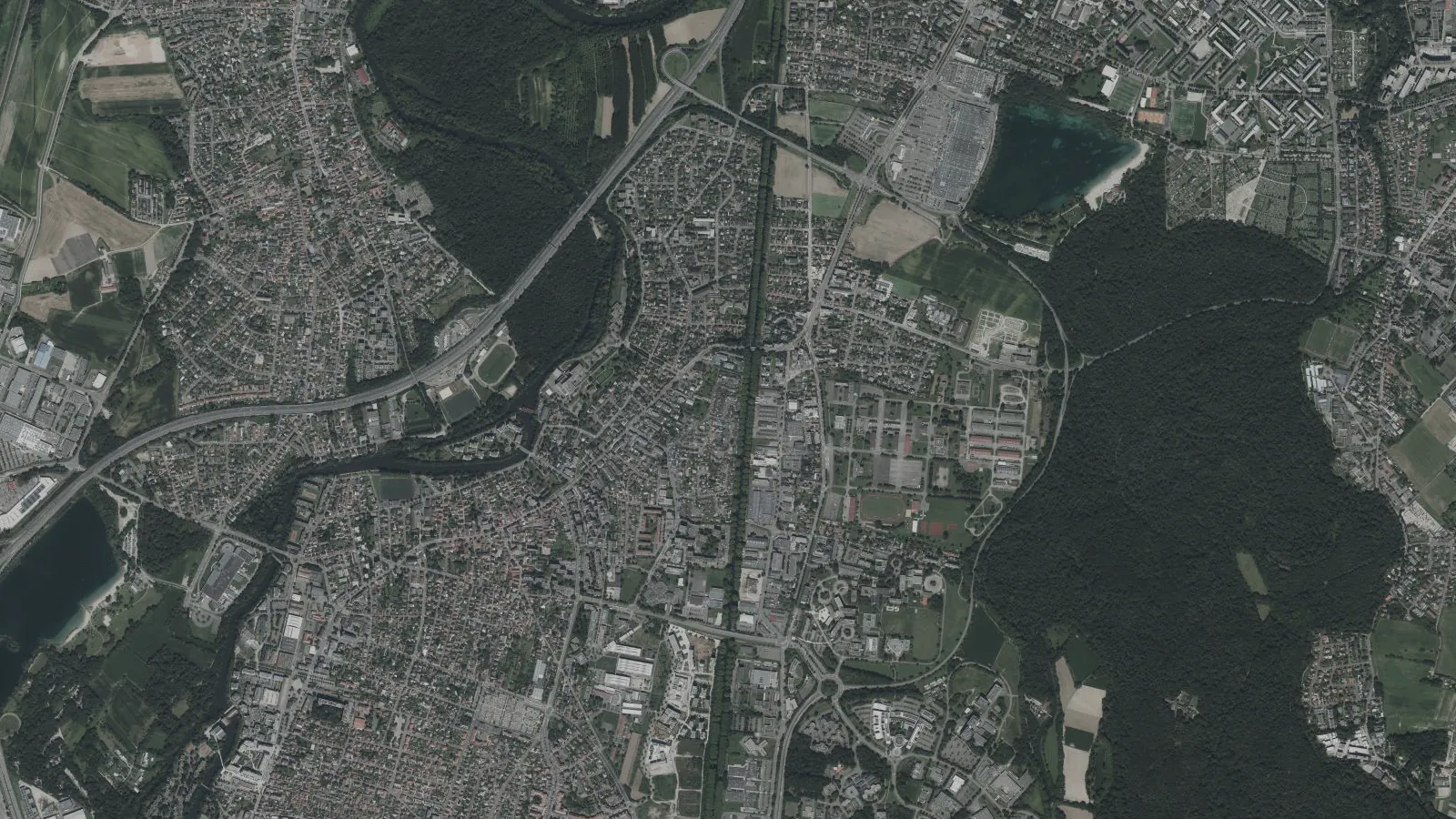 Trajet en tram entre l'arrêt Baggersee et le WoodZ Kebab House d'Illkirch, près de l'arrêt Campus d'Illkirch Trajet en tram entre l'arrêt Baggersee et le WoodZ Kebab House d'Illkirch, près de l'arrêt Campus d'Illkirch