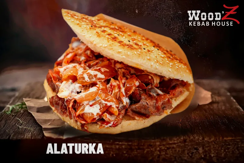 Alaturka : Double viande d'entrecôte, oignons grillés et sauce au choix